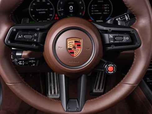 Used 2025 Porsche 911 Targa 4 GTS AWD/4WD image 34