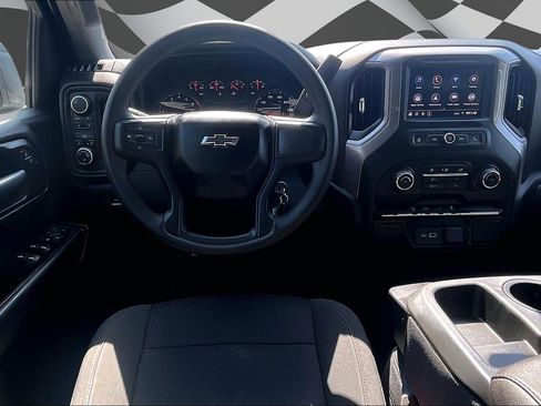 Used 2021 Chevrolet Silverado 1500 Custom Trail Boss w/ LPO, Dark Essentials Package image 5