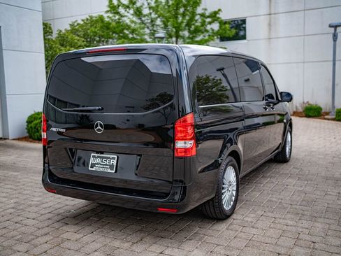 Used 2023 Mercedes-Benz Metris Passenger image 5