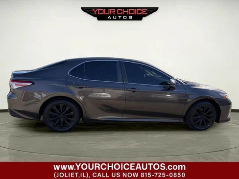 Used 2018 Toyota Camry LE w/ Convenience Package image 8