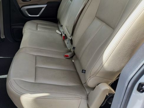 Used 2017 Nissan Titan SL RWD image 35
