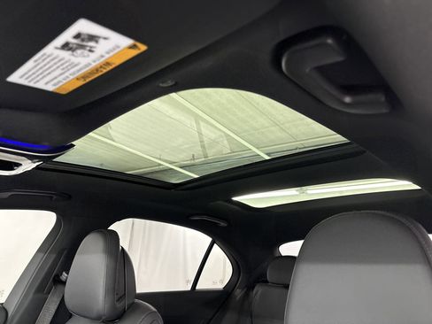 Used 2024 Mercedes-Benz C 300 Sedan image 14