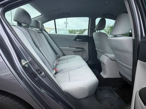 Used 2016 Honda Accord LX image 10