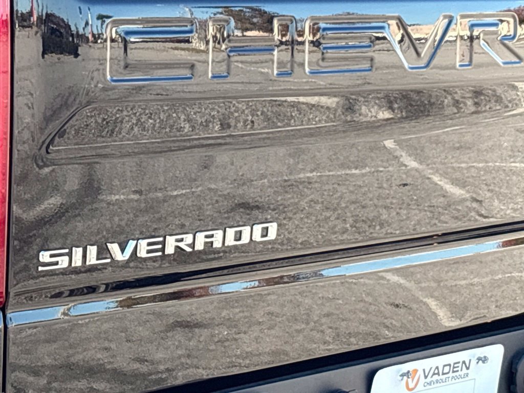 New 2026 Chevrolet Silverado 1500 RST w/ Z71 Off-Road Package AWD/4WD image 23