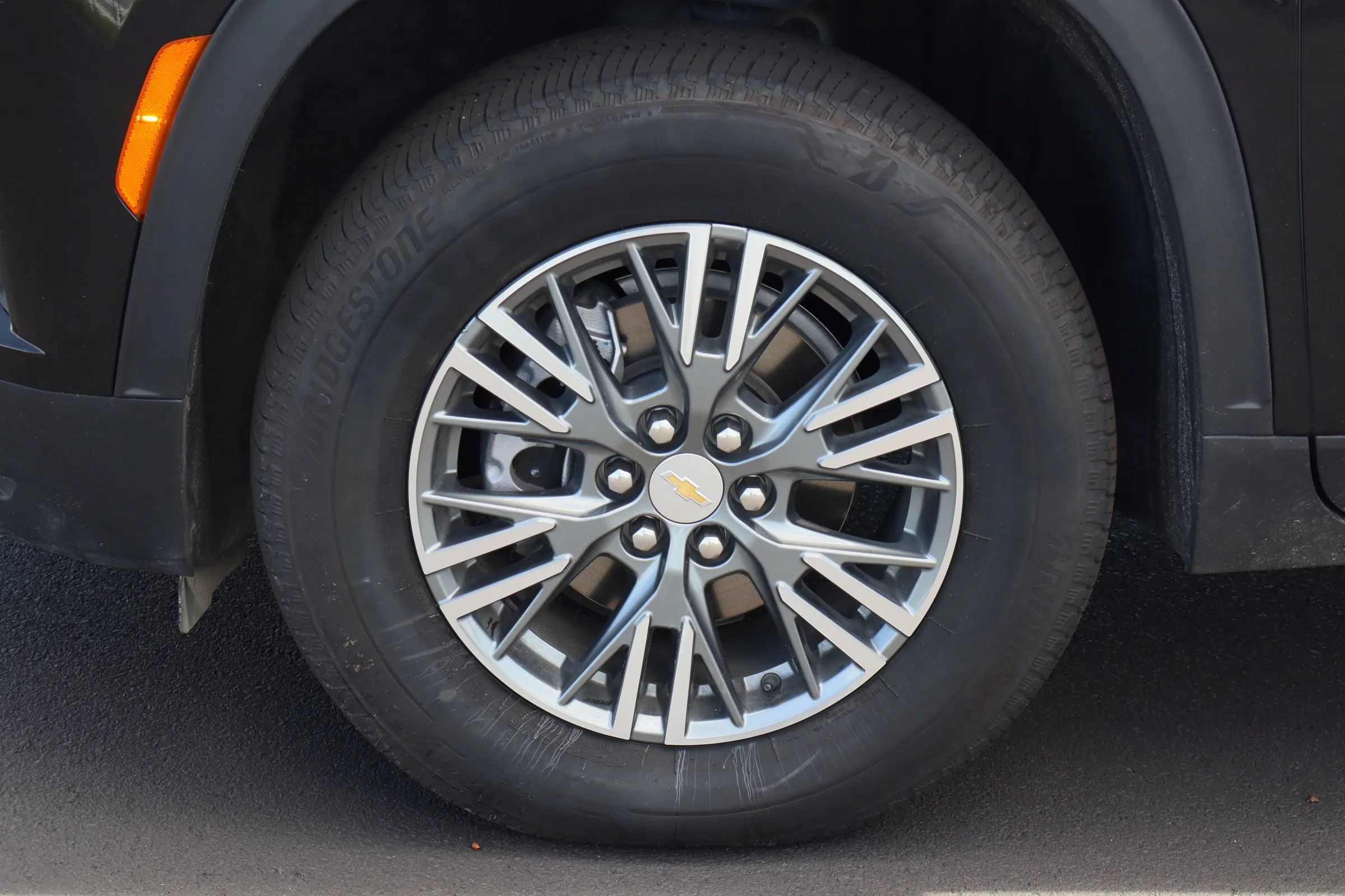 Used 2026 Chevrolet Traverse LT FWD image 31