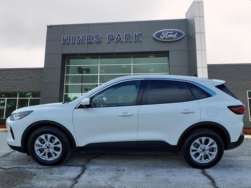 Used 2023 Ford Escape Active w/ Tech Pack #2 image 4
