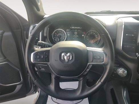 Used 2024 RAM 1500 Laramie image 12