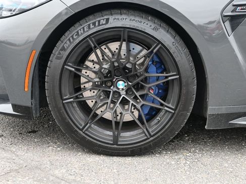 Used 2022 BMW M3 Competition w/ M Carbon Exterior Package AWD/4WD image 4