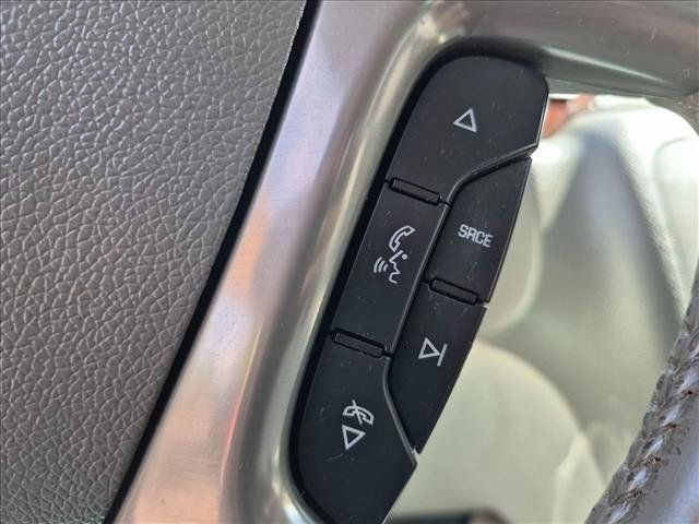 Used 2013 GMC Sierra 1500 SLT w/ SLT Convenience Package AWD/4WD image 12