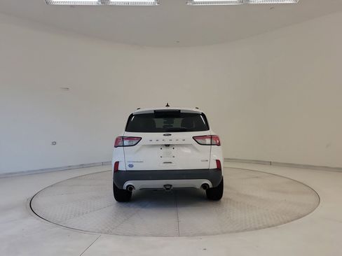 Used 2020 Ford Escape Titanium AWD/4WD image 8