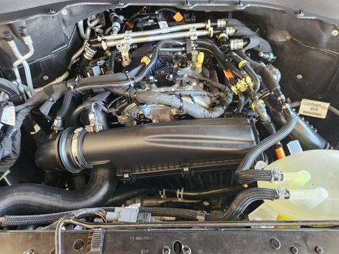 Used 2026 Ford Explorer Active RWD image 33