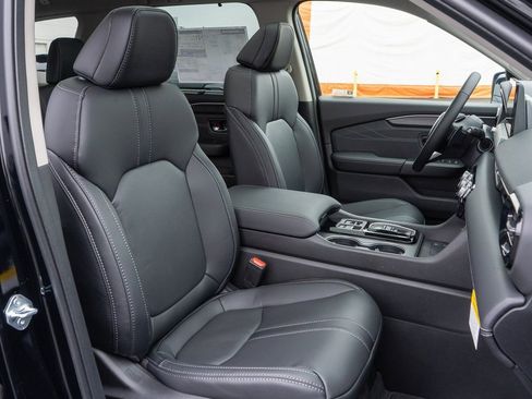 New 2026 Honda Pilot Touring image 18