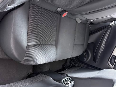 Used 2021 Nissan Rogue Sport S image 22