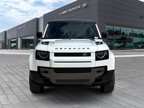 New 2026 Land Rover Defender 110 V8 AWD/4WD image 8