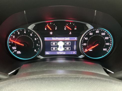 Used 2019 Chevrolet Equinox LT FWD image 26