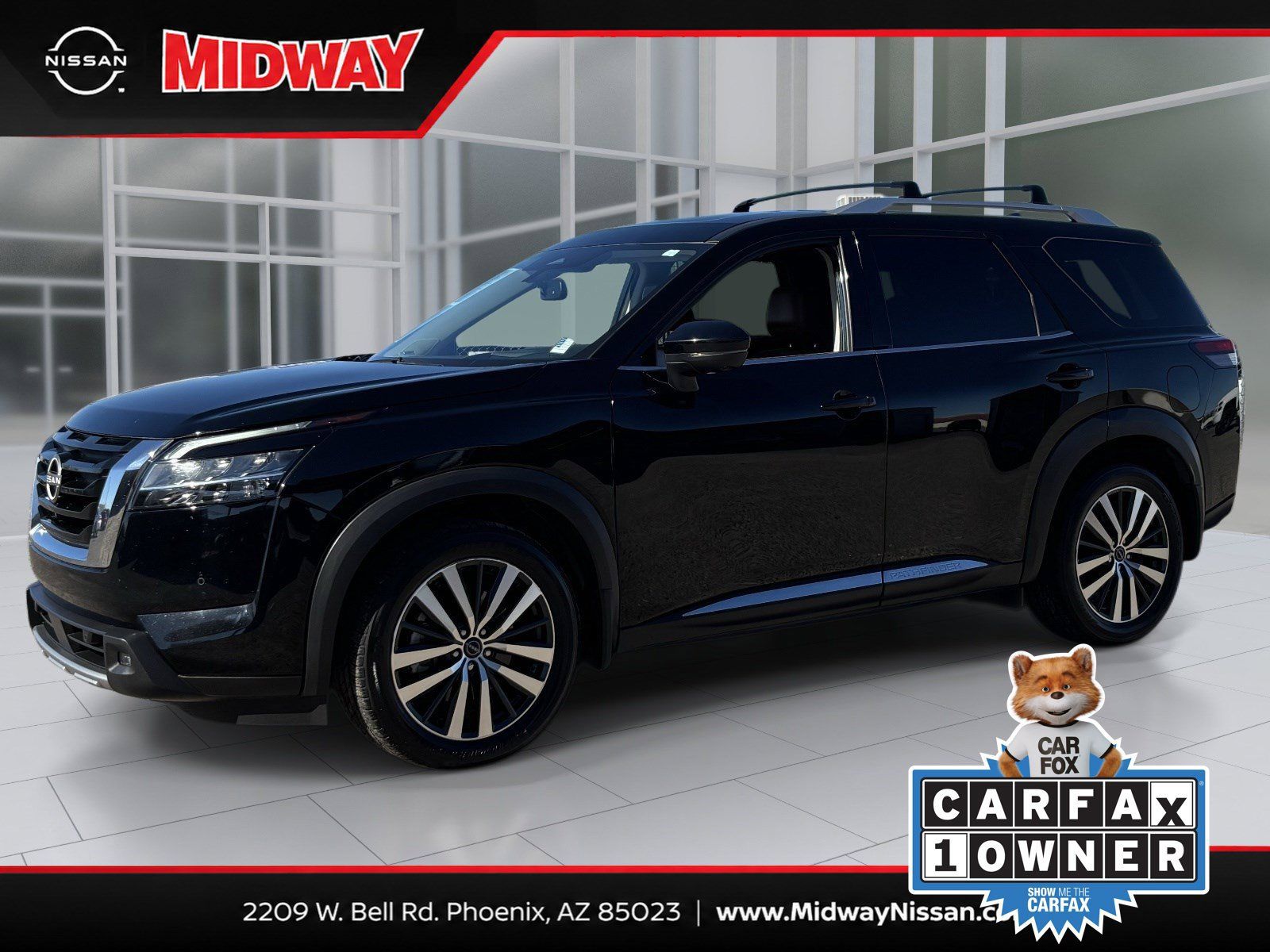 Used 2022 Nissan Pathfinder Platinum w/ Cargo Package FWD image 1
