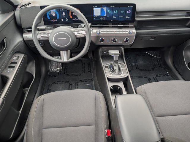 Used 2025 Hyundai Kona SE FWD image 19