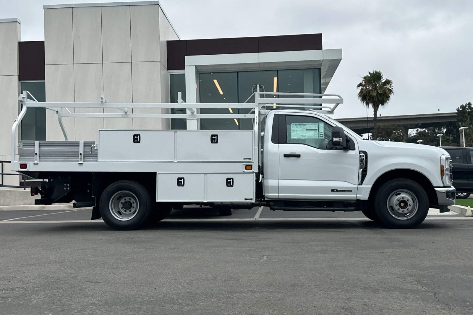 New 2025 Ford F350 XL w/ XL Chrome Package RWD image 2