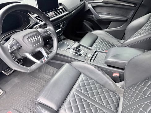 Used 2020 Audi SQ5 Premium Plus w/ Premium Plus Package AWD/4WD image 9