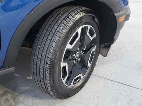 Used 2024 Ford Bronco Sport Outer Banks image 7