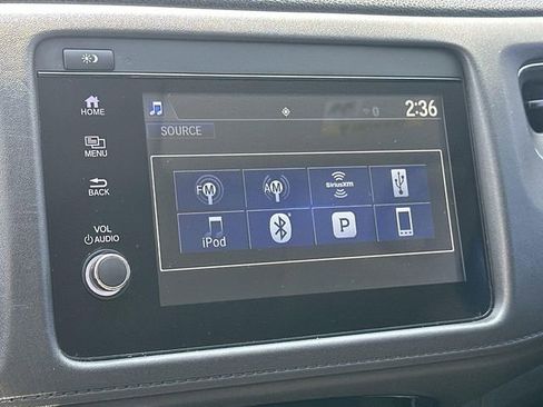 Used 2022 Honda HR-V EX image 12