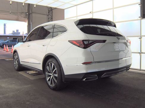 Used 2025 Acura MDX FWD w/ Technology Package image 7
