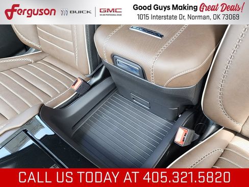 New 2026 GMC Yukon Denali Ultimate AWD/4WD image 40