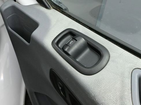 Used 2018 Ford Transit 350 XLT image 40