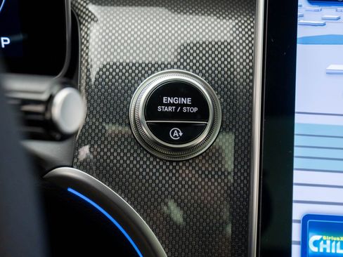 New 2026 Mercedes-Benz GLC 300 4MATIC image 26