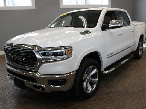 Used 2019 RAM 1500 Limited image 3
