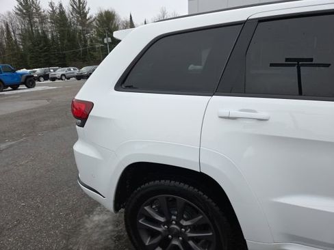 Used 2019 Jeep Grand Cherokee High Altitude image 35