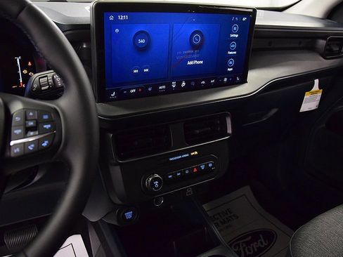 New 2025 Ford Maverick XLT w/ XLT Luxury Package image 22