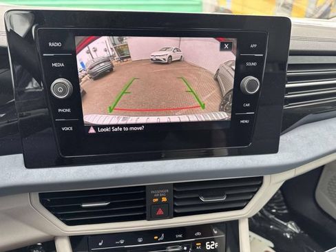 New 2026 Volkswagen Jetta SE FWD image 26