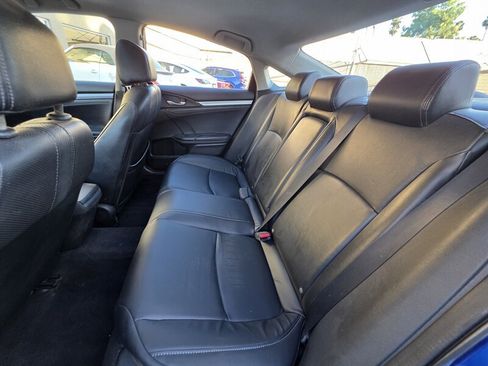 Used 2017 Honda Civic EX-L image 16
