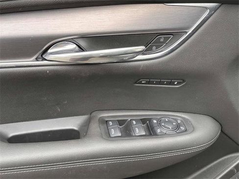 Used 2024 Cadillac XT6 Luxury w/ LPO, Floor Liner Package image 11