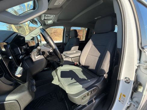 Used 2024 Chevrolet Silverado 2500 LT image 20