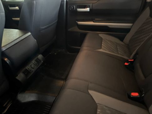 Used 2018 Toyota Tundra SR5 AWD/4WD image 4