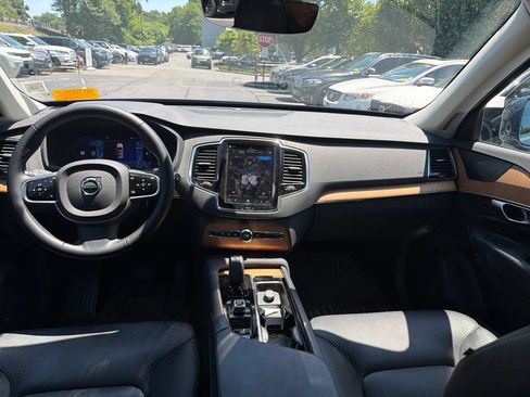 Used 2023 Volvo XC90 B6 Plus w/ Protection Package AWD/4WD image 5