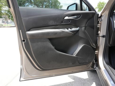 Certified 2023 Cadillac XT4 Sport FWD image 18
