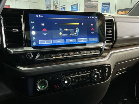 Used 2022 Chevrolet Silverado 1500 LT image 28