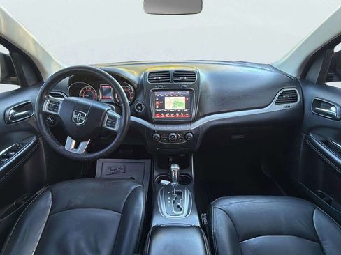 Used 2018 Dodge Journey Crossroad w/ Nav & Sun Group image 12