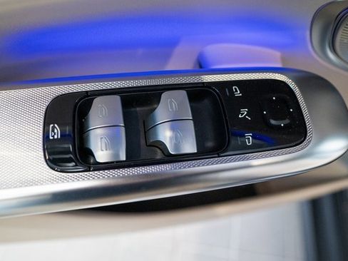 New 2026 Mercedes-Benz GLC 300 4MATIC image 18