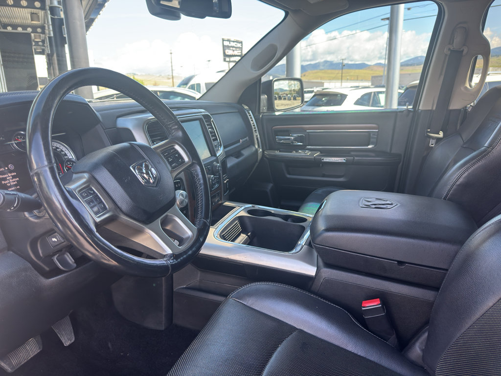 Used 2016 RAM 1500 Laramie w/ Convenience Group AWD/4WD image 7