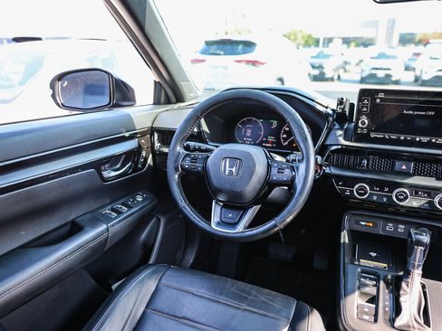 Used 2023 Honda CR-V Sport Touring image 4