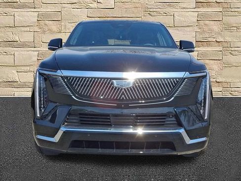 Certified 2025 Cadillac Escalade IQ Luxury 2 image 5
