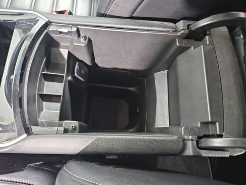 Used 2019 Ford Edge SEL w/ Equipment Group 201A FWD image 26