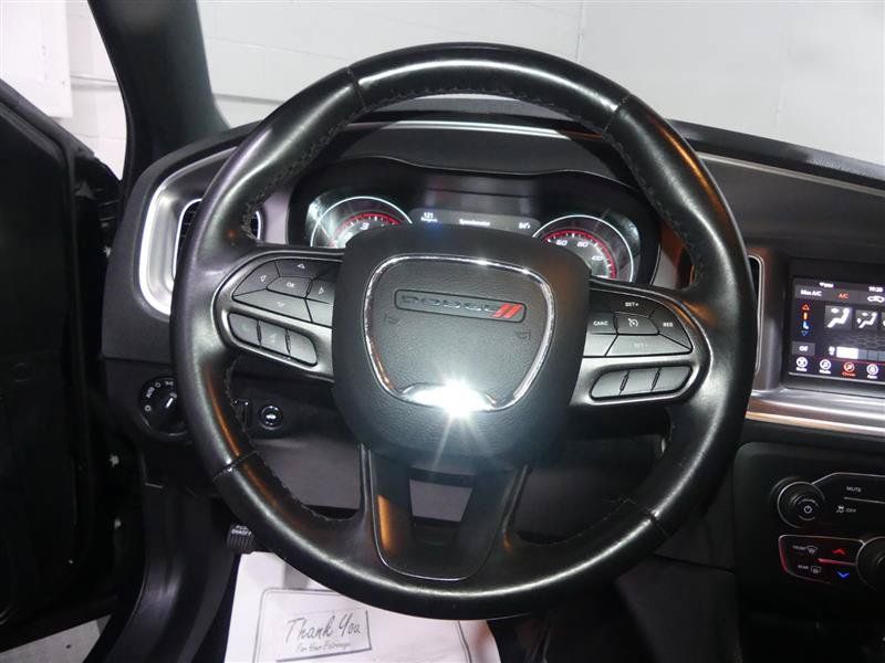 Used 2022 Dodge Charger SXT RWD image 29