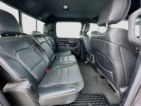 Used 2019 RAM 1500 Laramie RWD image 18
