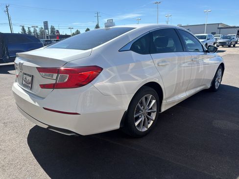 Used 2021 Honda Accord LX image 3