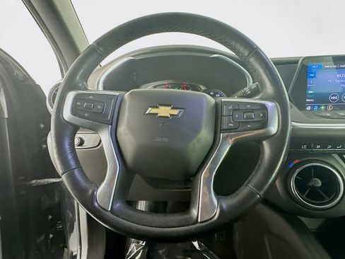 Used 2020 Chevrolet Blazer LT FWD image 13